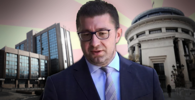 Премиерот не се откажува од идејата за распуштање на два совети во правосудството