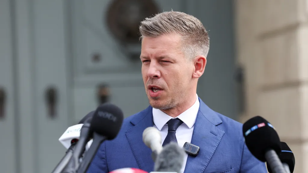 Банката што одобри унгарски кредит за Северна Македонија е под истрага
