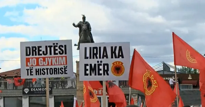 Во Скопје се одржа протестен марш за поддршка на осудените поранешни лидери на ОВК